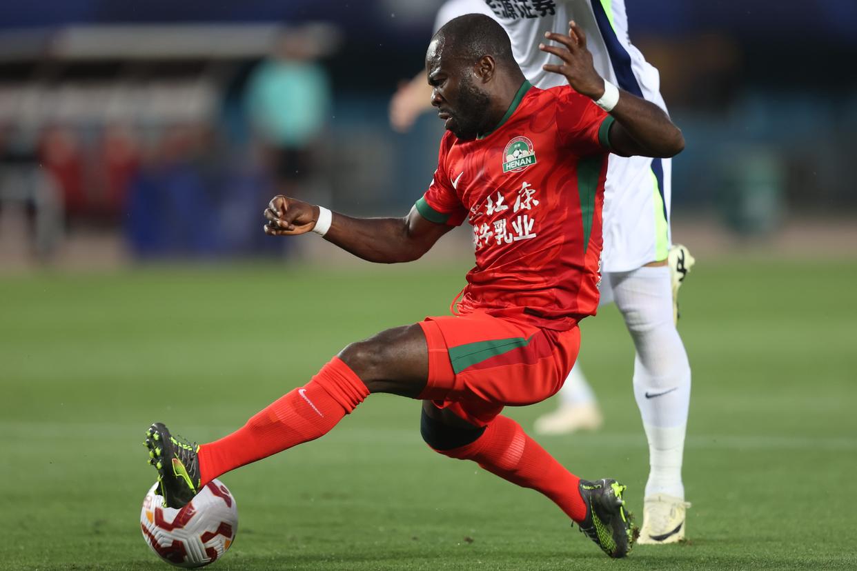 包含格勒诺布尔控球时间长达70%却战平对手的词条 包含格勒诺布尔控球时间长达70%却战平对手的词条