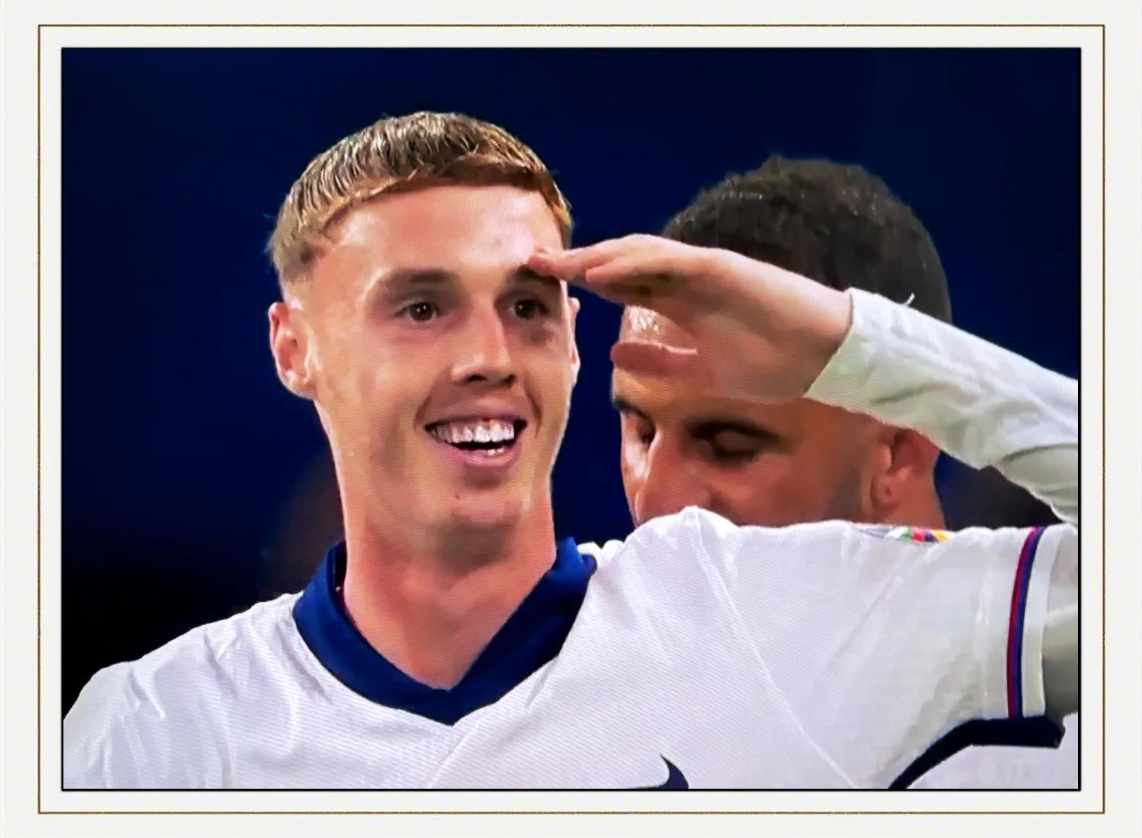 开云体育中国-西班牙队在面对瑞典时轻松获胜，积分领先