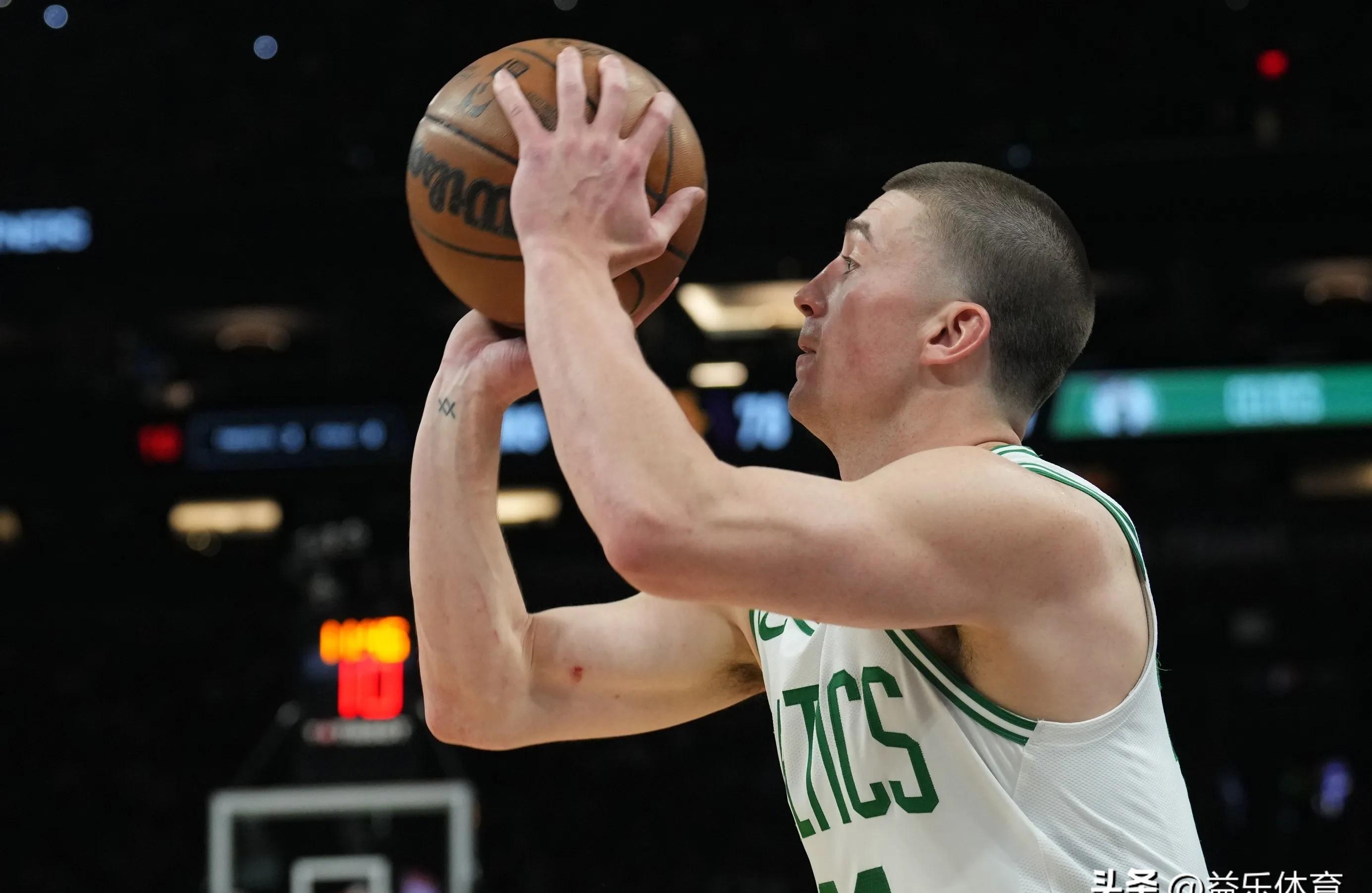 雄鹿主场战胜凯尔特人,重返胜利轨道 雄鹿主场战胜凯尔特人,重返胜利轨道