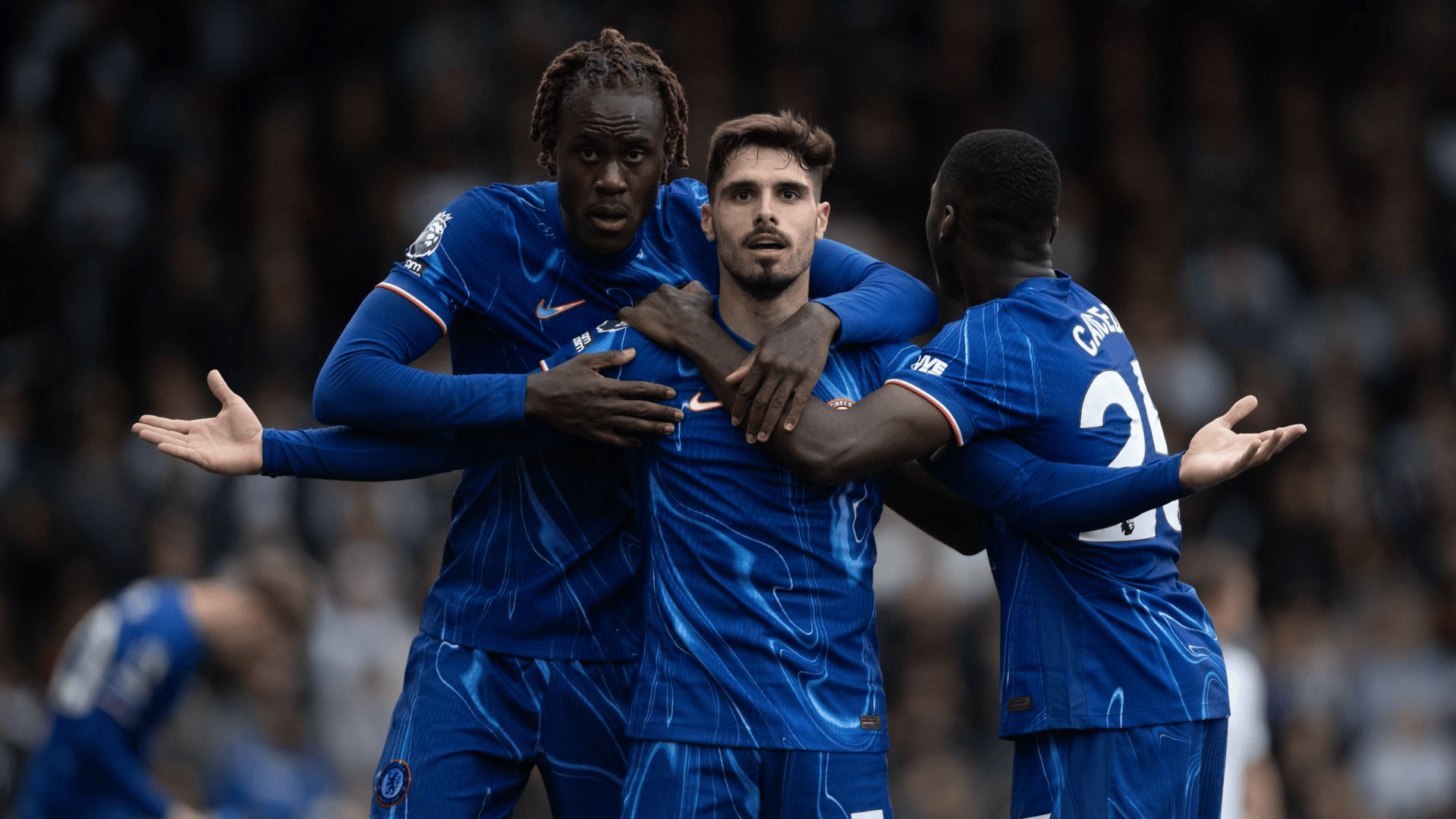 切尔西豪取客胜热刺，英超竞争激烈程度再次升级