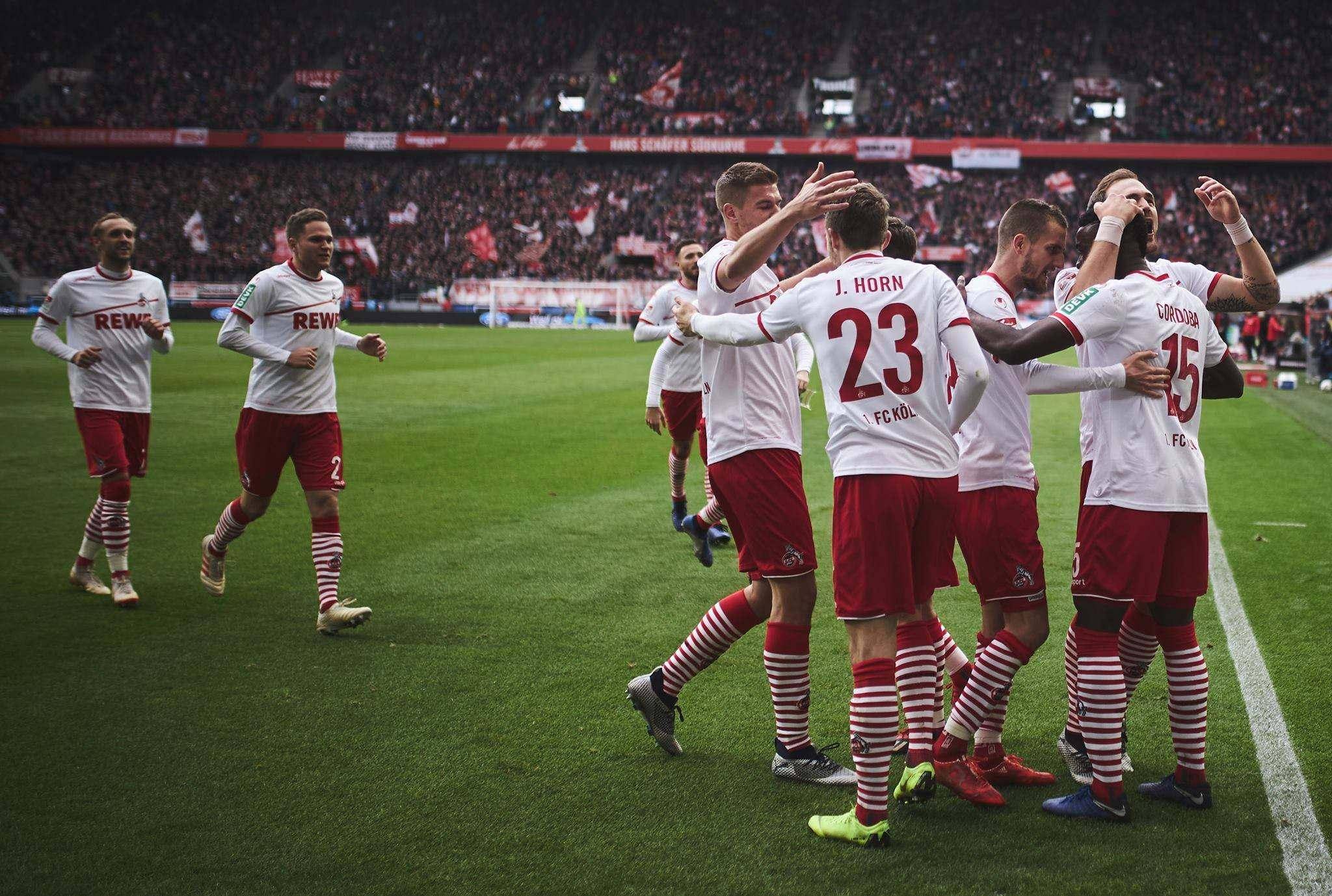 柏林联队在联赛中全胜,夺得胜利 柏林联队在联赛中全胜,夺得胜利