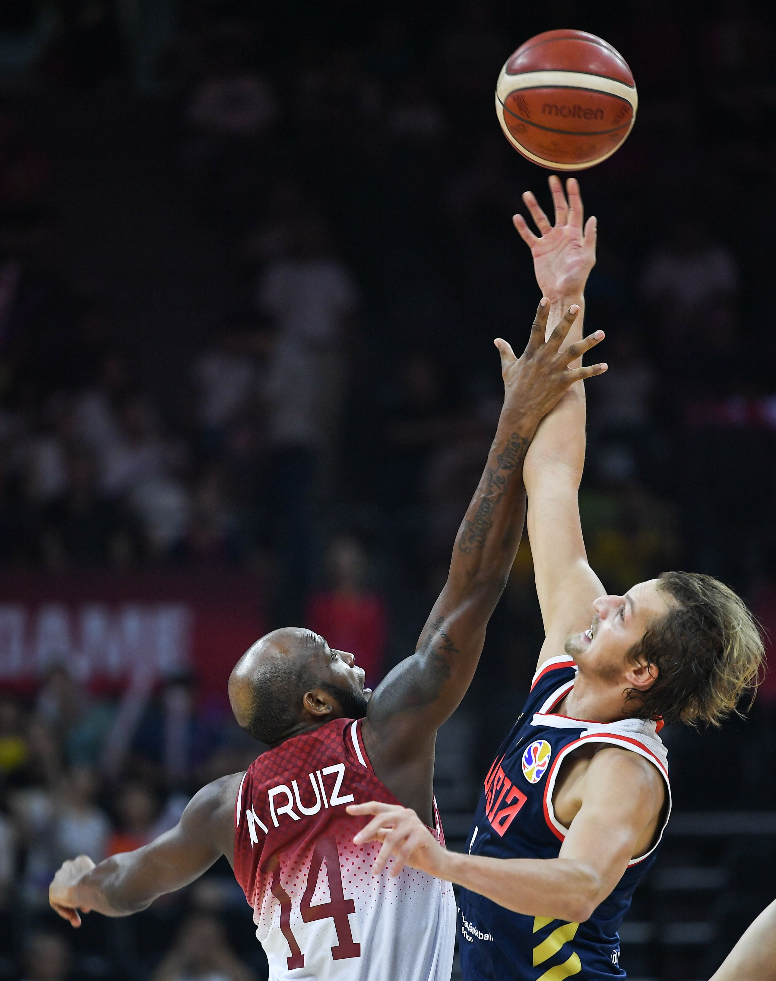 委内瑞拉篮球协会开展篮球推广活动,吸引更多球迷 委内瑞拉篮球协会开展篮球推广活动,吸引更多球迷