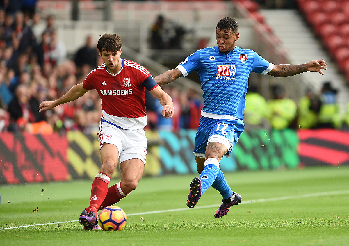 亚特兰大展示实力,赢得球迷喝彩 亚特兰大展示实力,赢得球迷喝彩